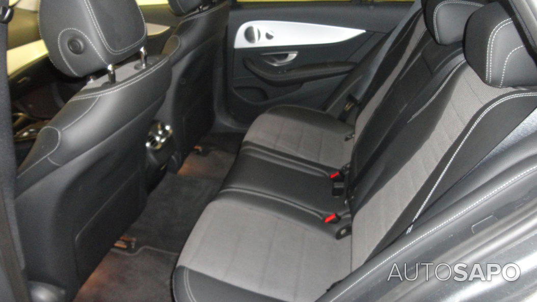 Mercedes-Benz Classe E 300 de Avantgarde de 2020