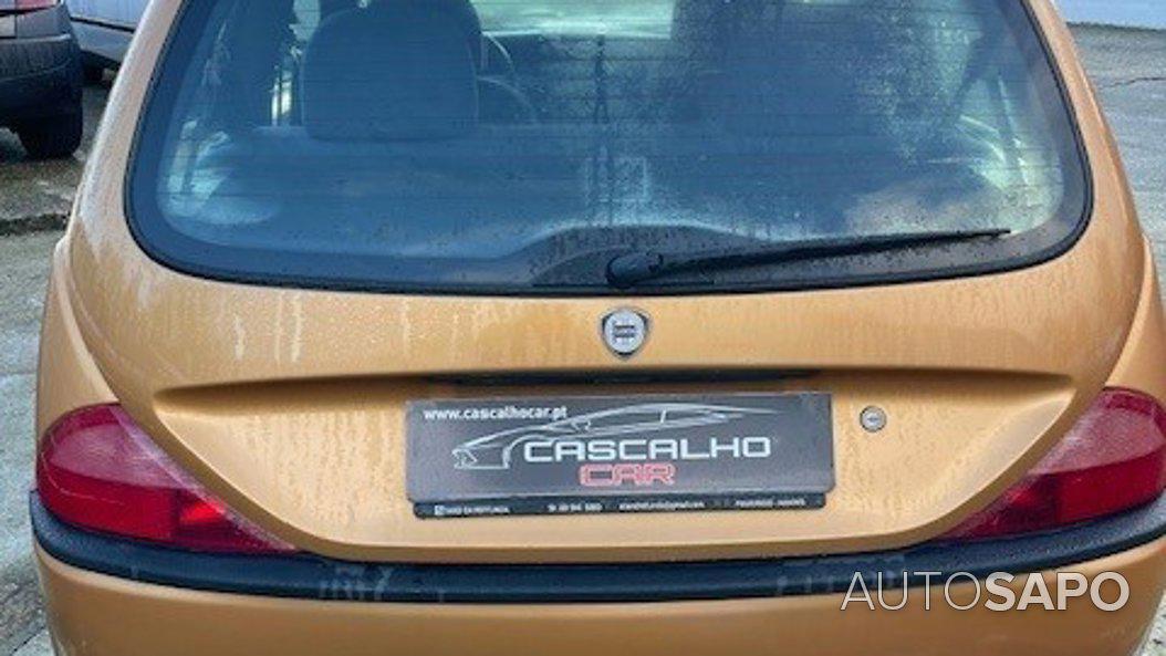 Lancia Y 1.2 16V LX de 2000