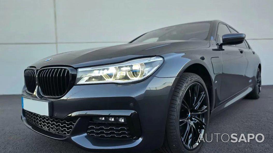 BMW Série 7 740 e iPerformance Pack M de 2017