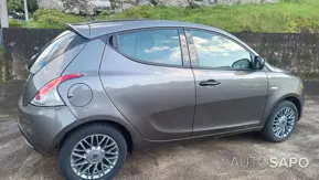 Lancia Ypsilon 1.2 S&S Urban de 2012