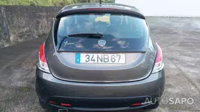 Lancia Ypsilon 1.2 S&S Urban de 2012