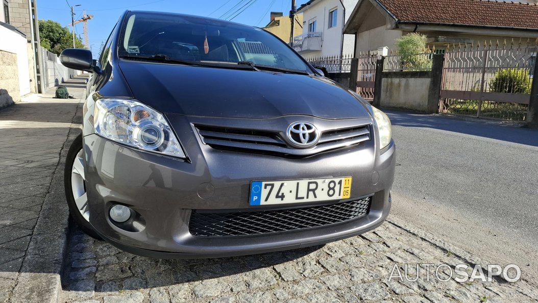 Toyota Auris 1.4 D-4D de 2011