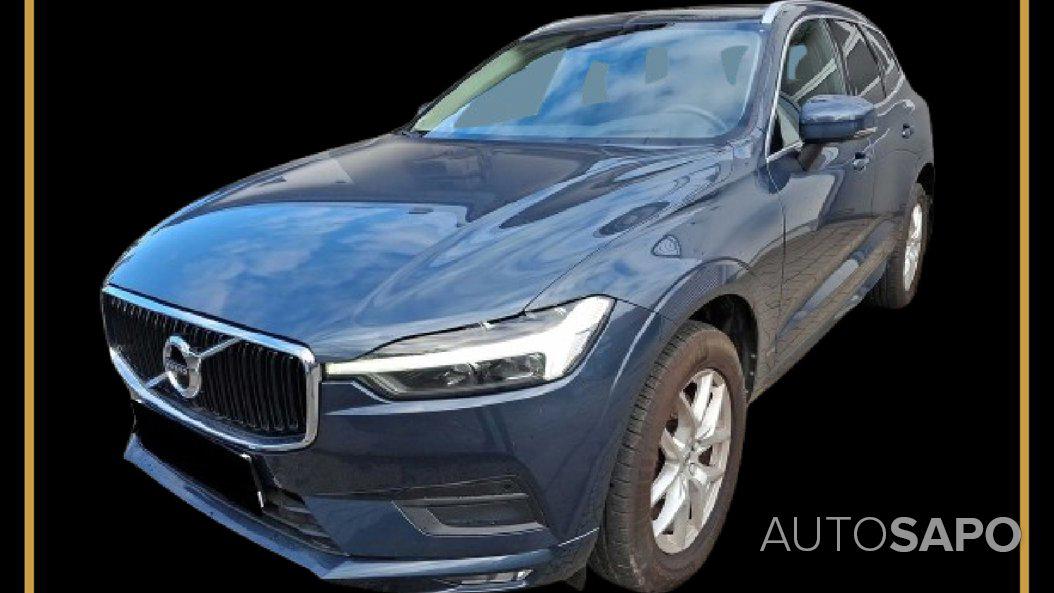 Volvo XC60 2.0 B4 Momentum Plus Geartronic de 2021