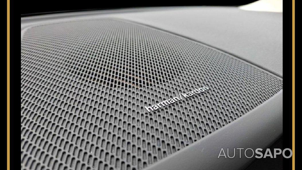 Volvo XC60 2.0 B4 Momentum Plus Geartronic de 2021