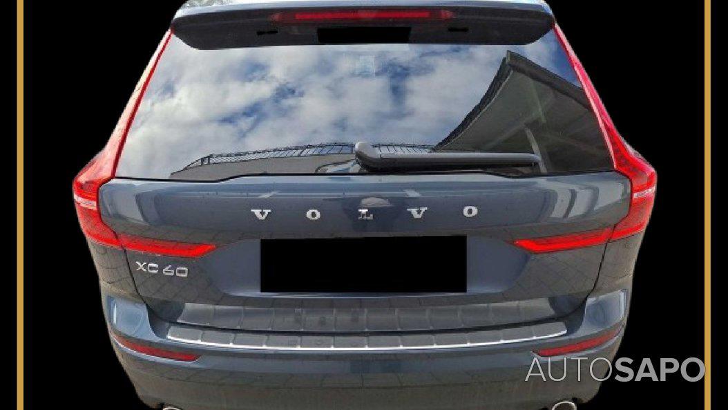 Volvo XC60 2.0 B4 Momentum Plus Geartronic de 2021