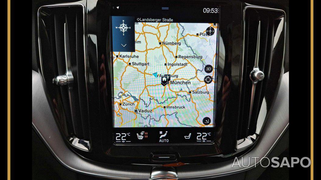 Volvo XC60 2.0 B4 Momentum Plus Geartronic de 2021