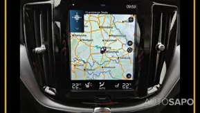 Volvo XC60 2.0 B4 Momentum Plus Geartronic de 2021