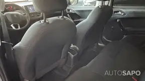 Peugeot 208 1.2 PureTech Life Signature de 2018