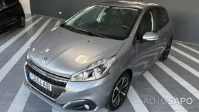 Peugeot 208 1.2 PureTech Life Signature de 2018