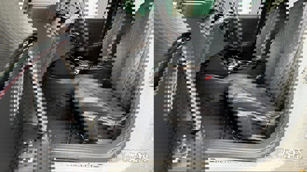 Peugeot E-208 de 2021