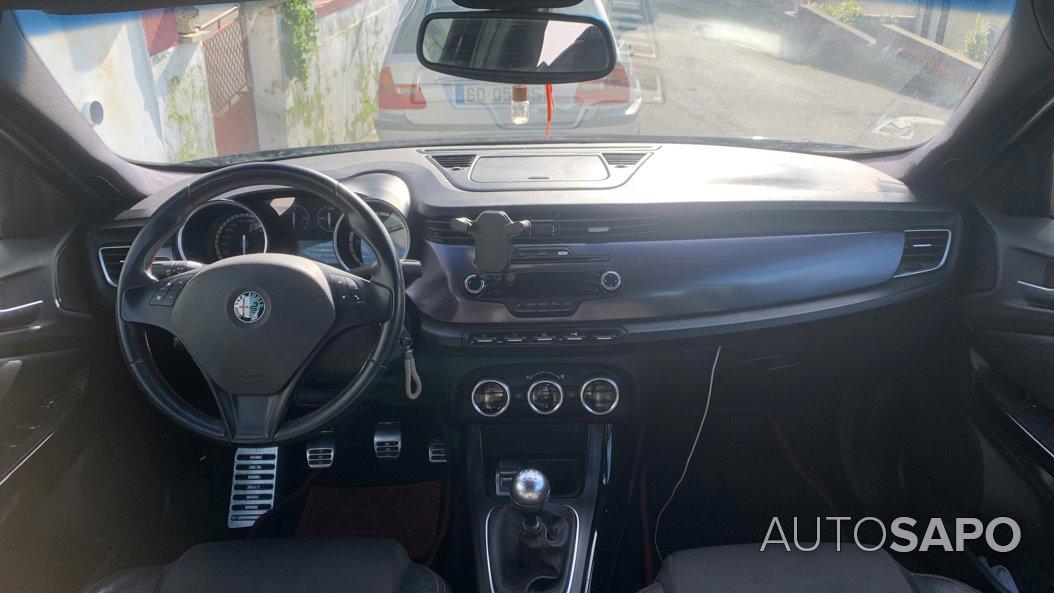 Alfa Romeo Giulietta 1.6 JTDm Distinctive de 2011