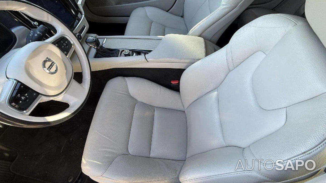 Volvo V90 2.0 D4 Momentum Plus de 2017