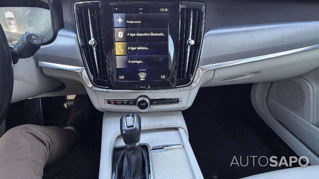 Volvo V90 2.0 D4 Momentum Plus de 2017