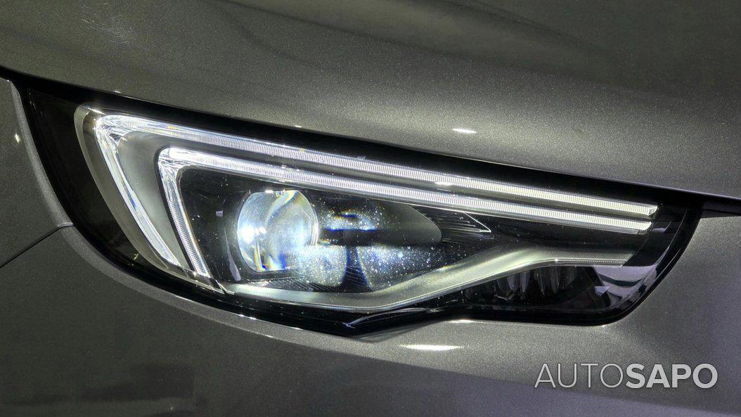 Opel Grandland X 1.6 T PHEV Design & Tech de 2021