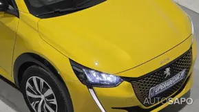 Peugeot E-208 de 2023