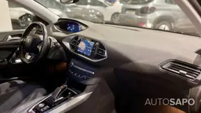 Peugeot 308 1.2 PureTech Allure Pack EAT8 de 2021