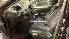 Peugeot 308 1.2 PureTech Allure Pack EAT8 de 2021