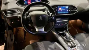 Peugeot 308 1.2 PureTech Allure Pack EAT8 de 2021