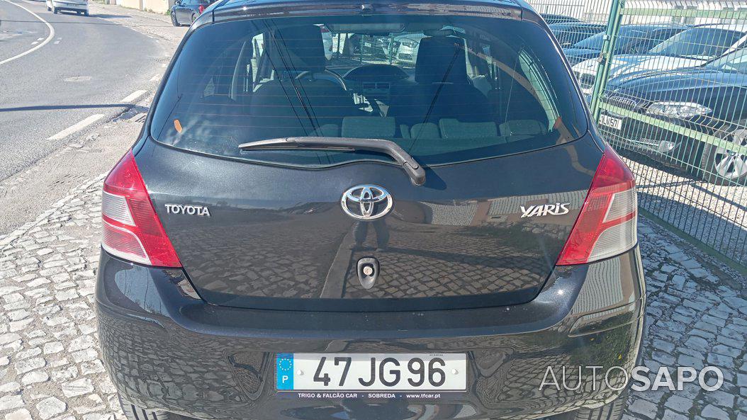 Toyota Yaris 1.0 VVT-i AC de 2010