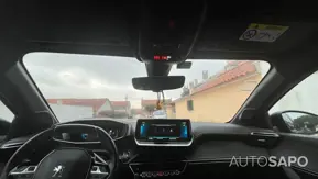 Peugeot E-208 GT de 2021