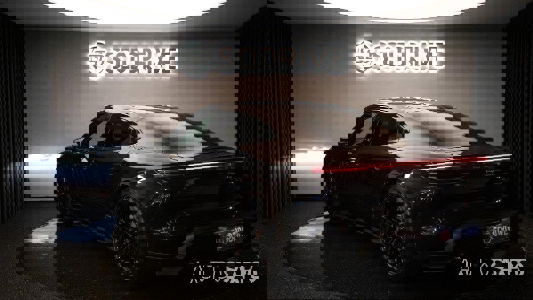 Porsche Taycan Turbo de 2020