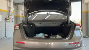 Maserati Ghibli de 2021