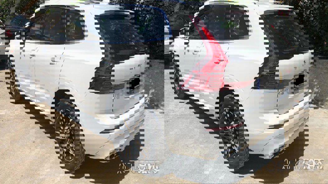 Volvo XC60 2.0 D4 Momentum Plus Geartronic de 2019