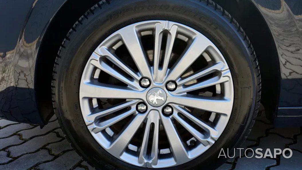 Peugeot 208 1.2 PureTech Style de 2018