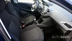 Peugeot 208 1.2 PureTech Style de 2018