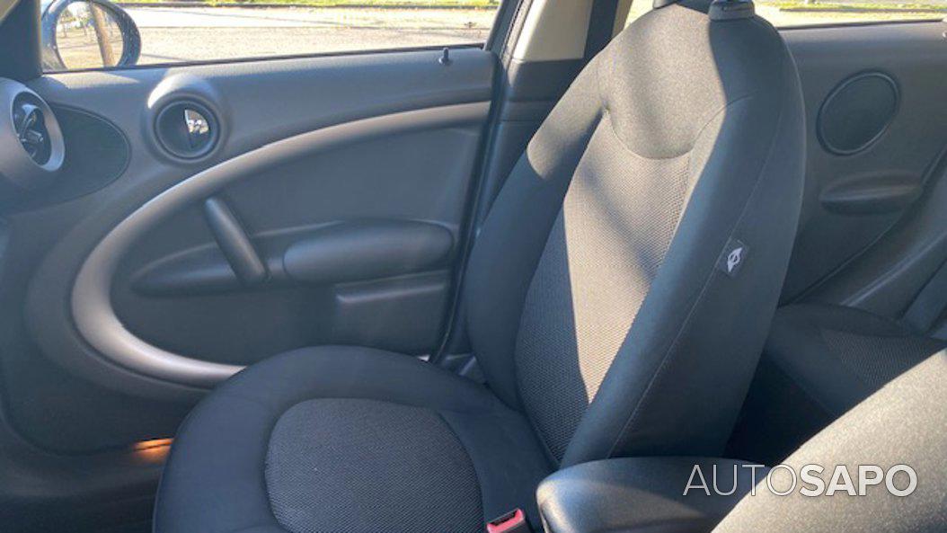 MINI Countryman One D de 2012