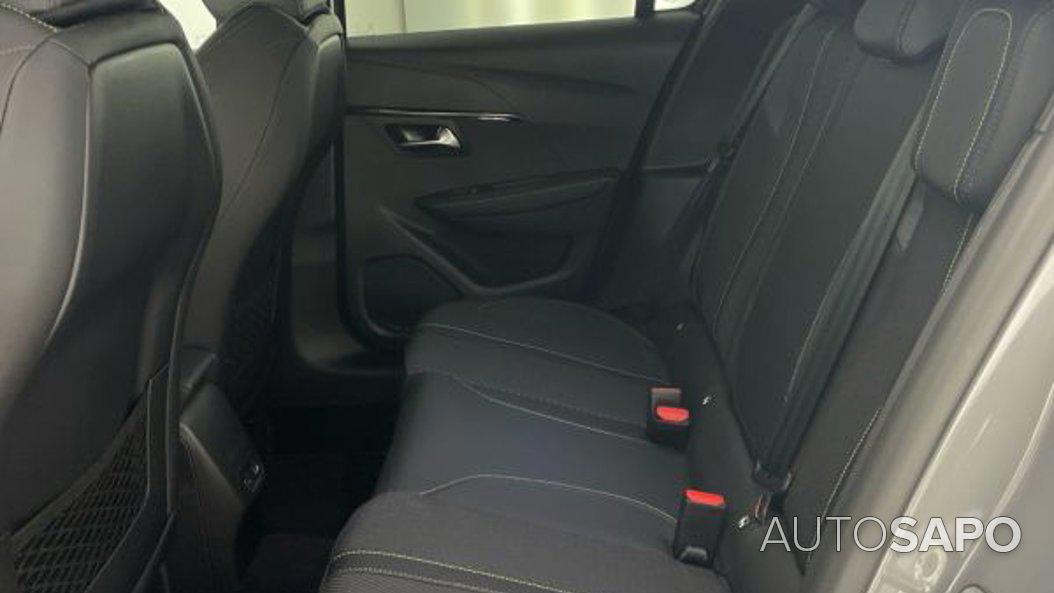 Peugeot 208 1.2 PureTech GT EAT8 de 2025