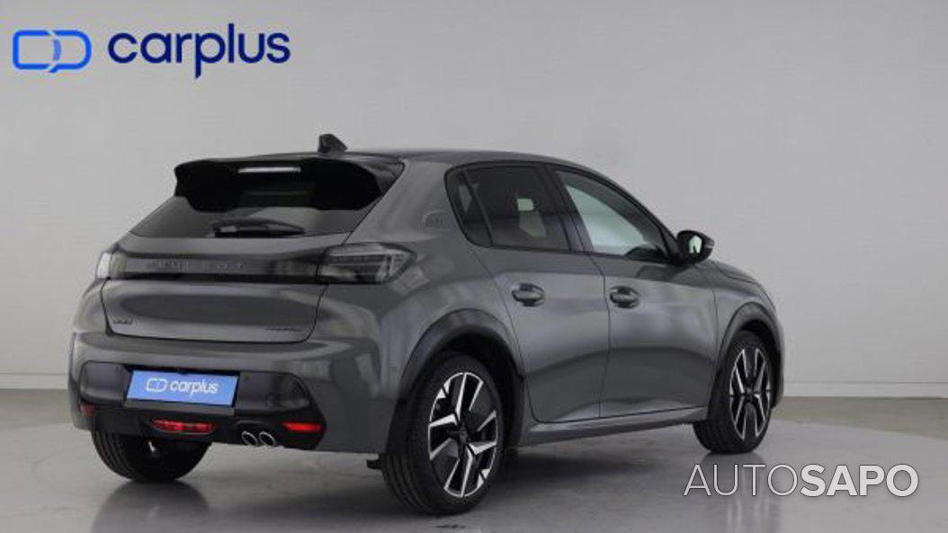 Peugeot 208 1.2 PureTech GT EAT8 de 2025