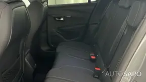 Peugeot 208 1.2 PureTech GT EAT8 de 2025