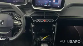 Peugeot 208 1.2 PureTech GT EAT8 de 2025