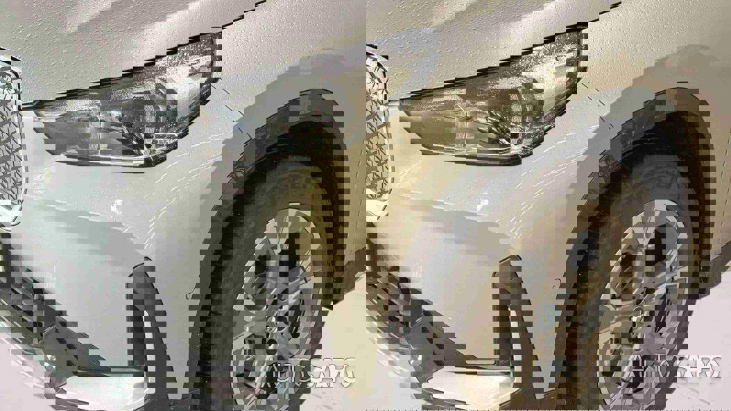 BMW iX1 eDRIVE20 de 2025