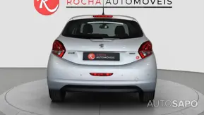 Peugeot 208 1.2 PureTech Style de 2018