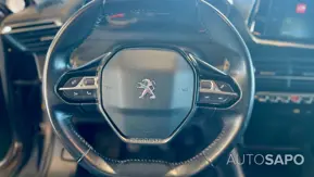 Peugeot 2008 1.2 PureTech Active Pack de 2020