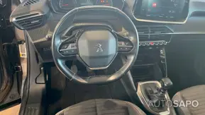 Peugeot 2008 1.2 PureTech Active Pack de 2020