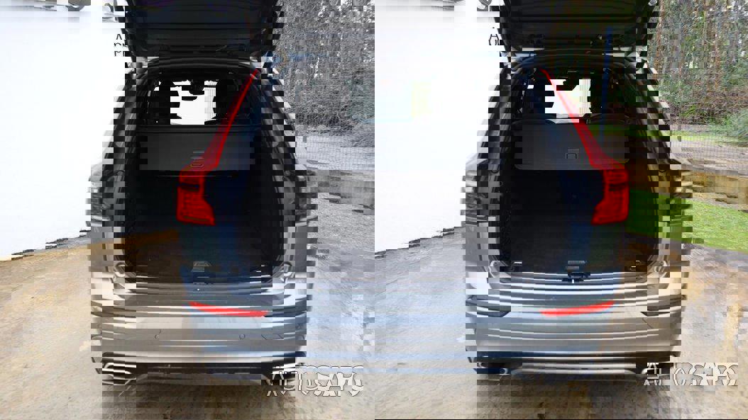 Volvo XC60 2.0 B4 R-Design de 2021