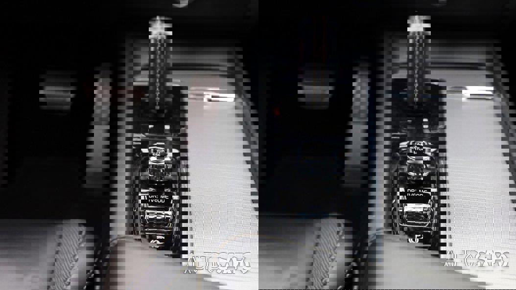 Volvo XC60 2.0 B4 R-Design de 2021