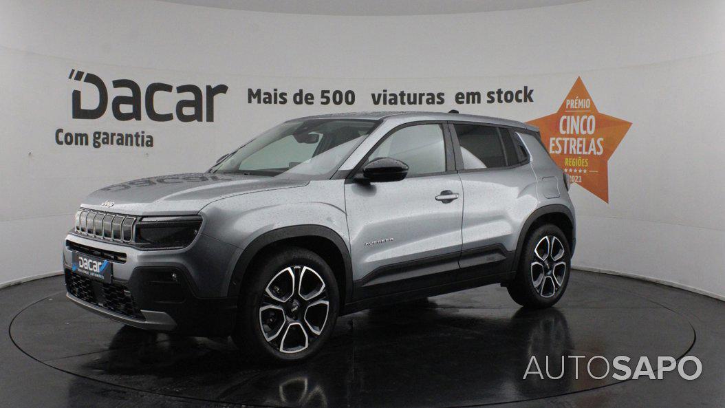 Jeep Avenger 54 kWh Summit de 2024