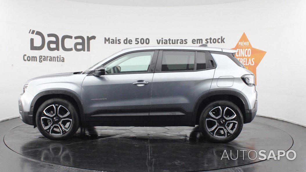 Jeep Avenger 54 kWh Summit de 2024