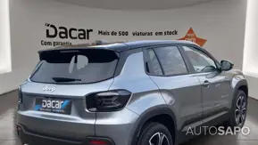 Jeep Avenger 54 kWh Summit de 2024