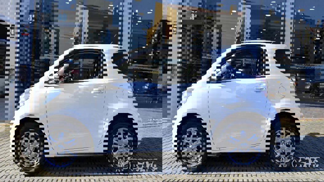Toyota iQ 1.0 VVT-i Essential+AC de 2009