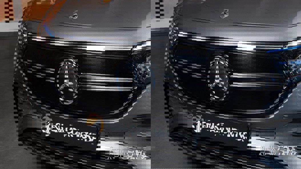 Mercedes-Benz EQB de 2022