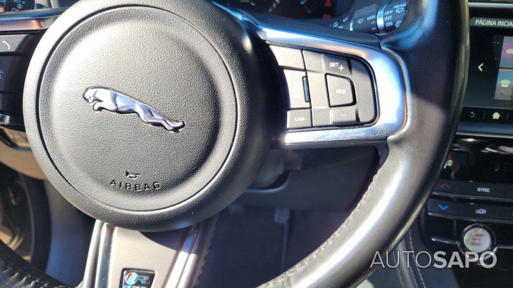 Jaguar F-Pace de 2017