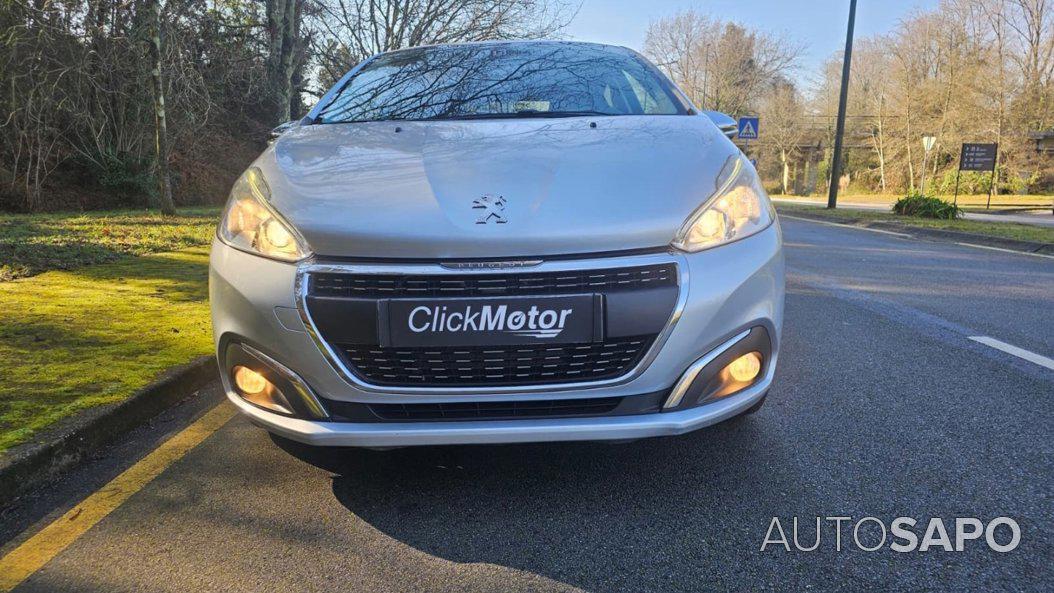 Peugeot 208 de 2015