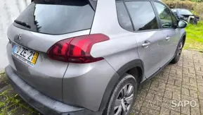 Peugeot 2008 1.2 PureTech Signature de 2019