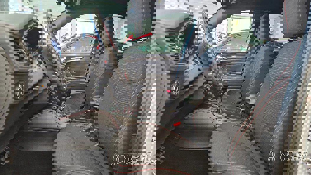 Ford Focus 1.0 EcoBoost MHEV ST-Line de 2022