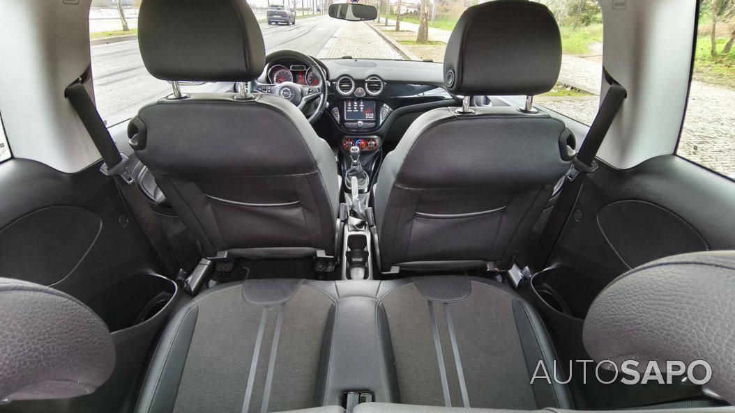 Opel Adam 1.0 T Black Jack de 2016